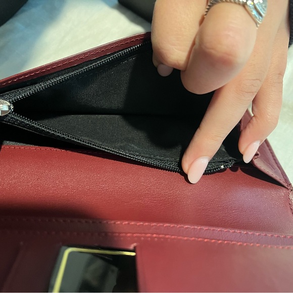 Chanel Burgundy Caviar Leather Timeless CC L Yen Wallet - Picture 12 of 15